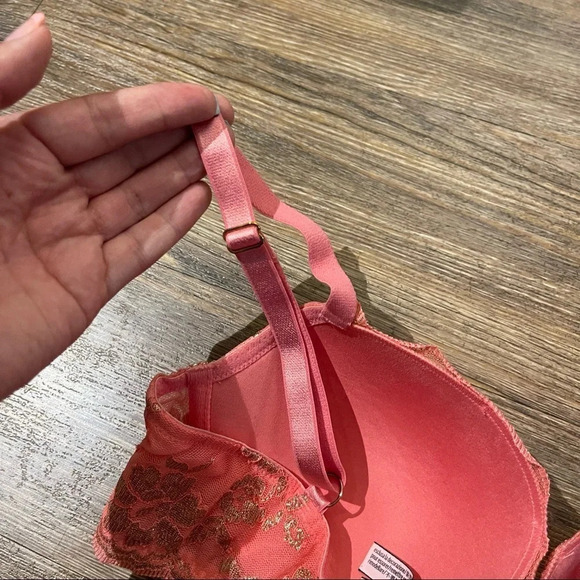 Victoria's Secret VS Dream Angels Coral Lightly Lined Demi Bra Lingerie Size 34D - Picture 7 of 9